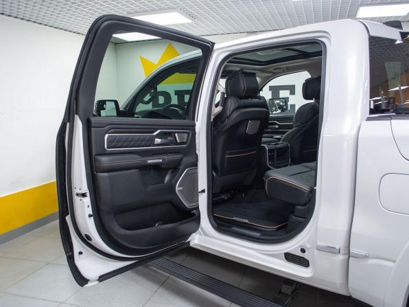 Ram 1500 V Рестайлинг с пробегом 2026 года, цена 10 999 000 рублей, 99 км, offers.body_type.unknown, Автокод Объявления