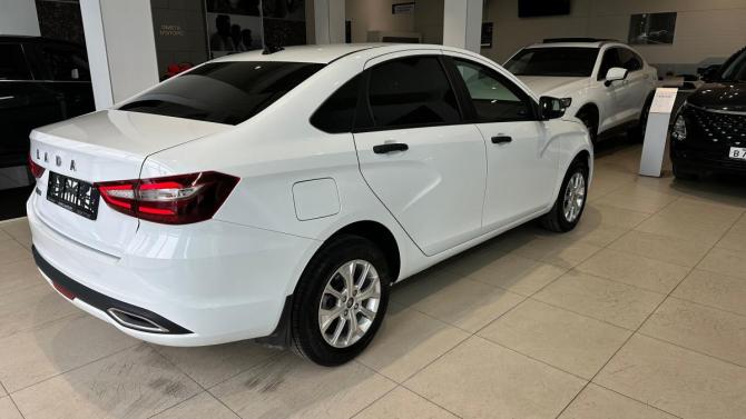 Lada (ВАЗ) Vesta I Рестайлинг (NG) с пробегом 2023 года, цена 1 179 000 рублей, 33000 км, седан, Автокод Объявления