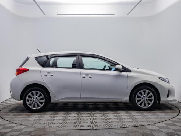 Toyota Auris II с пробегом 2013 года, цена 1 070 000 рублей, 158921 км, хэтчбек, Автокод Объявления
