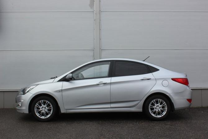 Hyundai Solaris I Рестайлинг с пробегом 2015 года, цена 667 000 рублей, 287063 км, седан, Автокод Объявления