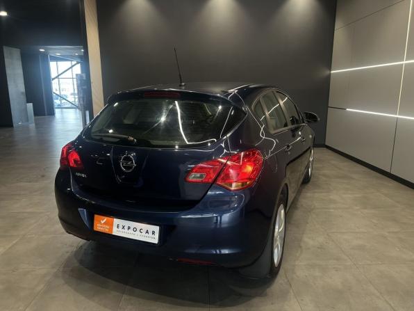 Opel Astra J с пробегом 2010 года, цена 635 000 рублей, 187000 км, хэтчбек, Автокод Объявления