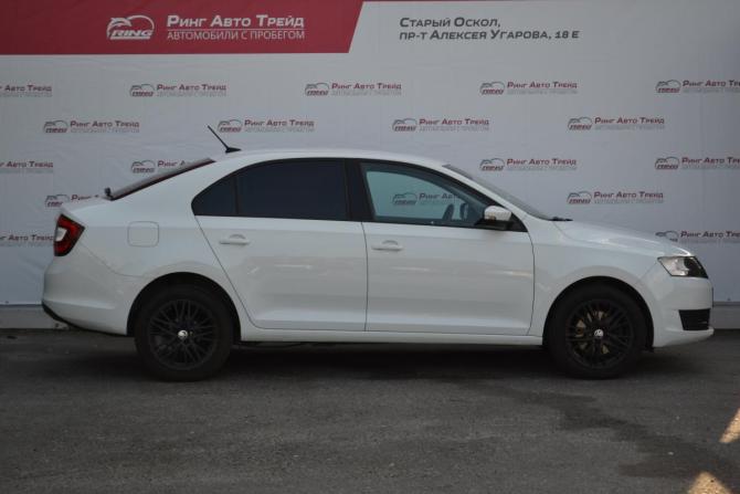 Skoda Rapid I Рестайлинг с пробегом 2017 года, цена 1 350 000 рублей, 54325 км, лифтбек, Автокод Объявления