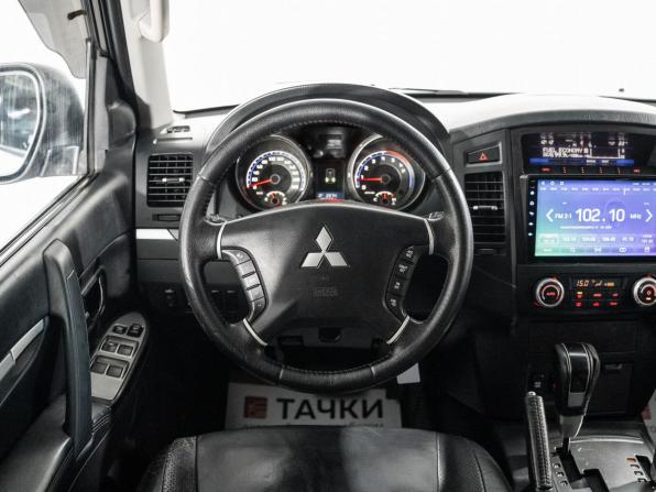 Mitsubishi Pajero IV с пробегом 2011 года, цена 1 700 000 рублей, 208661 км, внедорожник, Автокод Объявления