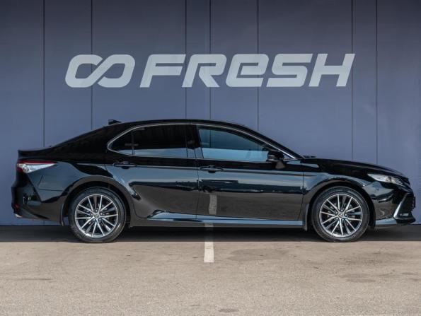 Toyota Camry VIII (XV70) Рестайлинг с пробегом 2021 года, цена 2 860 000 рублей, 135339 км, седан, Автокод Объявления