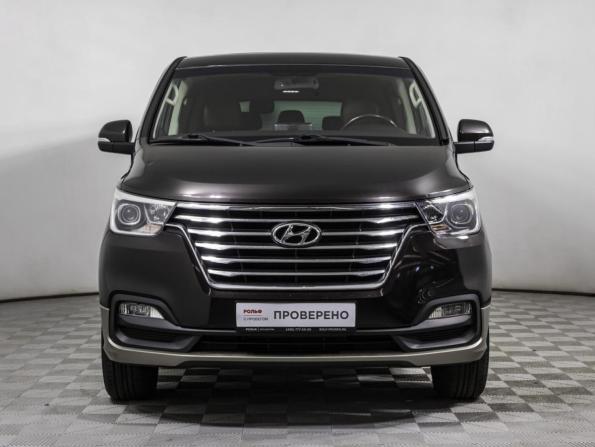 Hyundai Grand Starex I Рестайлинг 2 с пробегом 2018 года, цена 3 638 000 рублей, 108001 км, минивэн, Автокод Объявления