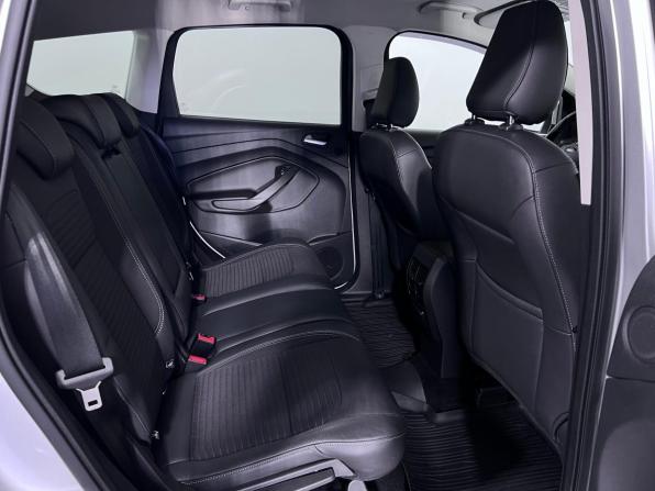 Ford Kuga II Рестайлинг с пробегом 2017 года, цена 1 330 000 рублей, 142500 км, внедорожник, Автокод Объявления