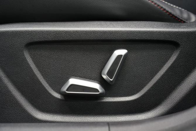 Geely Coolray I Рестайлинг с пробегом 2024 года, цена 2 139 000 рублей, 67000 км, внедорожник, Автокод Объявления