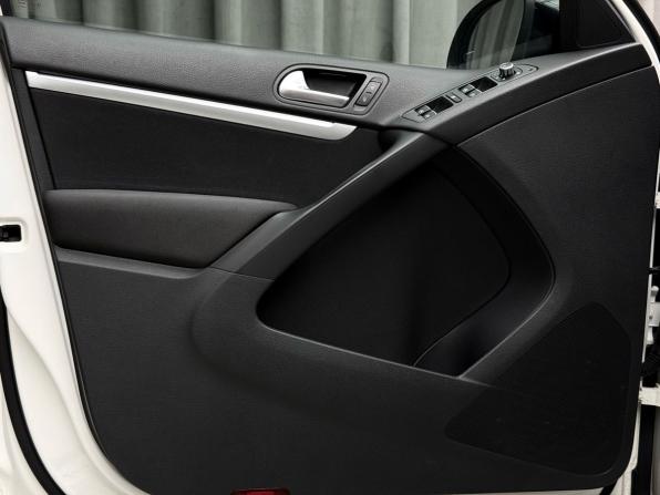 Volkswagen Tiguan I Рестайлинг с пробегом 2013 года, цена 1 649 000 рублей, 148985 км, внедорожник, Автокод Объявления