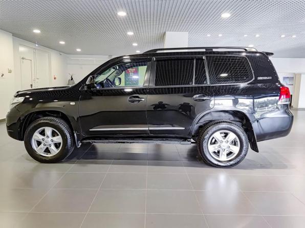 Toyota Land Cruiser 200 Series с пробегом 2010 года, цена 2 440 000 рублей, 457274 км, внедорожник, Автокод Объявления