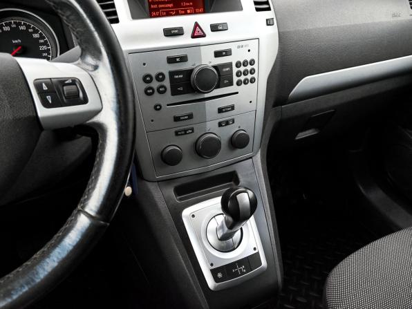 Opel Zafira B Рестайлинг с пробегом 2011 года, цена 605 000 рублей, 276000 км, компактвэн, Автокод Объявления