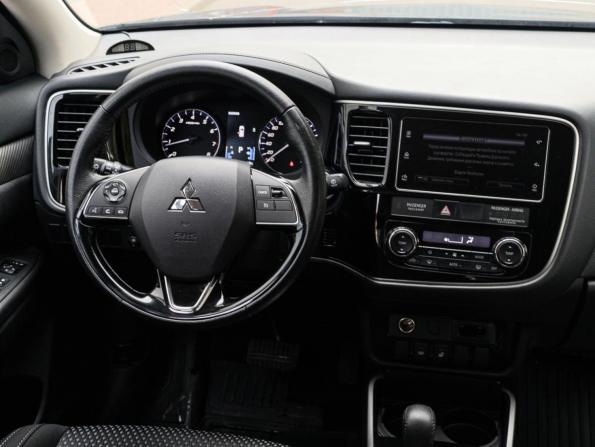 Mitsubishi Outlander III Рестайлинг 2 с пробегом 2018 года, цена 2 250 000 рублей, 57710 км, внедорожник, Автокод Объявления