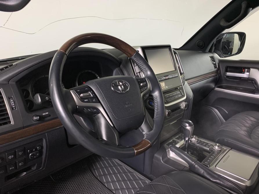 Toyota Land Cruiser 200 Series Рестайлинг 2 Москва  - изображение 11