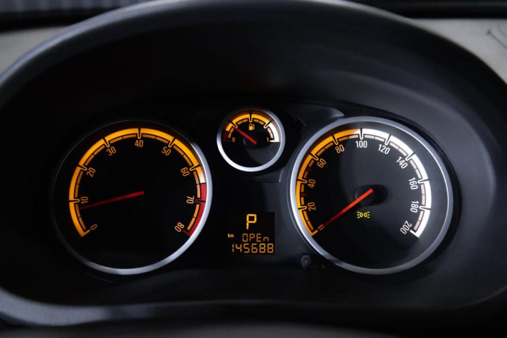 Opel Corsa D Рестайлинг II Тюмень  - изображение 16