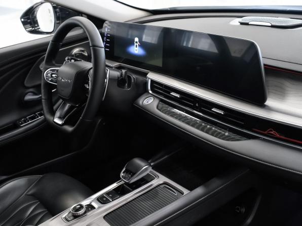 Chery Arrizo 8 с пробегом 2023 года, цена 2 100 000 рублей, 27291 км, седан, Автокод Объявления