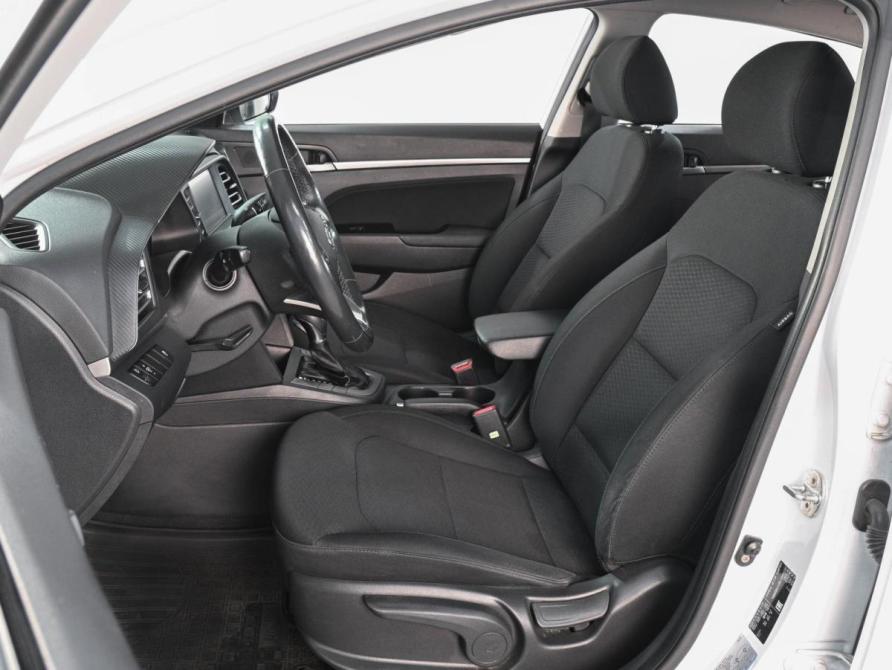 Hyundai Elantra VI (AD) Рестайлинг Ростов-на-Дону  - изображение 10