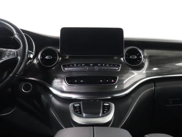 Mercedes-Benz V-Класс III (W447) Рестайлинг с пробегом 2020 года, цена 5 700 000 рублей, 99000 км, минивэн, Автокод Объявления