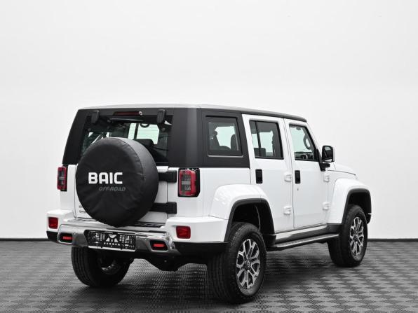 BAIC BJ40 I Рестайлинг с пробегом 2026 года, цена 3 249 000 рублей, 21 км, внедорожник, Автокод Объявления