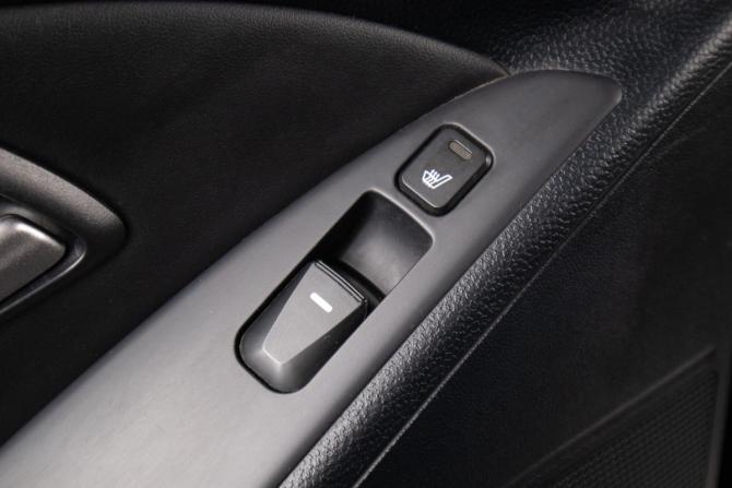 Hyundai ix35 I с пробегом 2012 года, цена 1 359 000 рублей, 242878 км, внедорожник, Автокод Объявления
