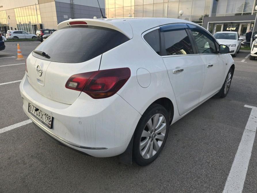 Opel Astra J Рестайлинг Санкт-Петербург  - изображение 4