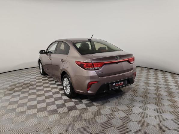 Kia Rio IV с пробегом 2018 года, цена 1 375 000 рублей, 111384 км, седан, Автокод Объявления