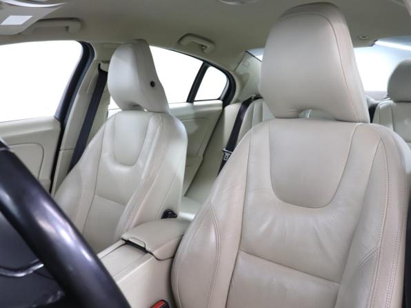 Volvo S60 II с пробегом 2011 года, цена 1 249 000 рублей, 130051 км, седан, Автокод Объявления
