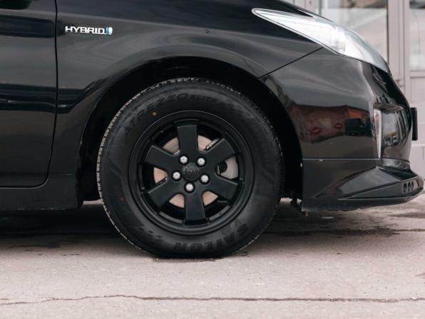 Toyota Prius III Рестайлинг (XW30) с пробегом 2013 года, цена 990 000 рублей, 224539 км, лифтбек, Автокод Объявления