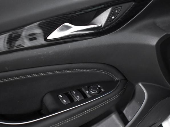 Opel Insignia II с пробегом 2018 года, цена 1 470 000 рублей, 199500 км, лифтбек, Автокод Объявления