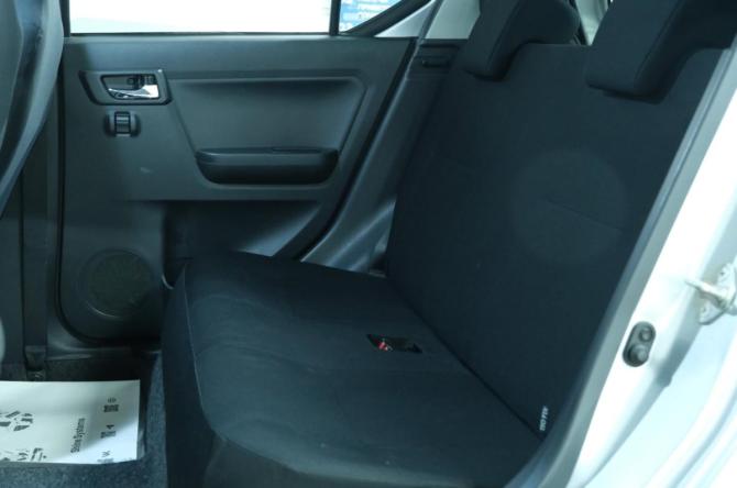 Daihatsu Mira e:S II с пробегом 2021 года, цена 749 000 рублей, 115130 км, хэтчбек, Автокод Объявления