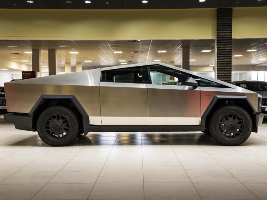 Tesla Cybertruck Москва  - изображение 6