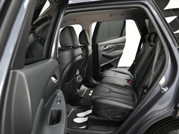 Hyundai Santa Fe IV Рестайлинг с пробегом 2021 года, цена 2 749 000 рублей, 117000 км, внедорожник, Автокод Объявления