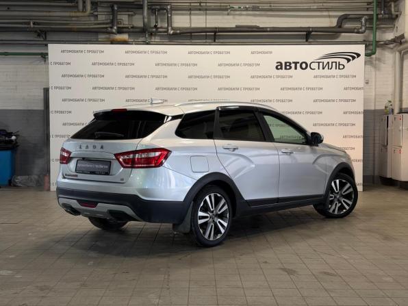 Lada (ВАЗ) Vesta I с пробегом 2018 года, цена 879 000 рублей, 60000 км, универсал, Автокод Объявления