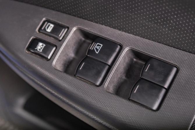 Nissan Note I с пробегом 2005 года, цена 649 000 рублей, 276000 км, хэтчбек, Автокод Объявления