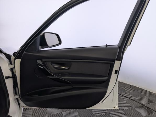 BMW 3 серии VI (F3x) Рестайлинг с пробегом 2017 года, цена 1 930 000 рублей, 95200 км, седан, Автокод Объявления