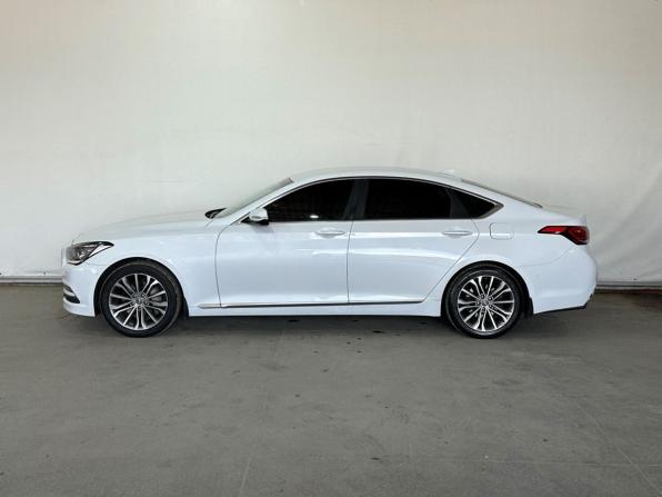 Hyundai Genesis II с пробегом 2014 года, цена 1 720 000 рублей, 202483 км, седан, Автокод Объявления