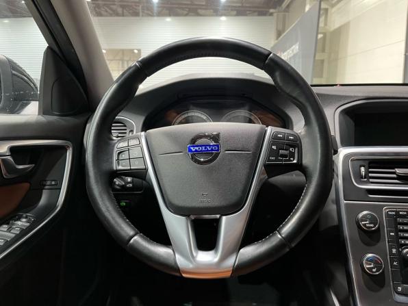 Volvo S60 II с пробегом 2012 года, цена 1 350 000 рублей, 148882 км, седан, Автокод Объявления
