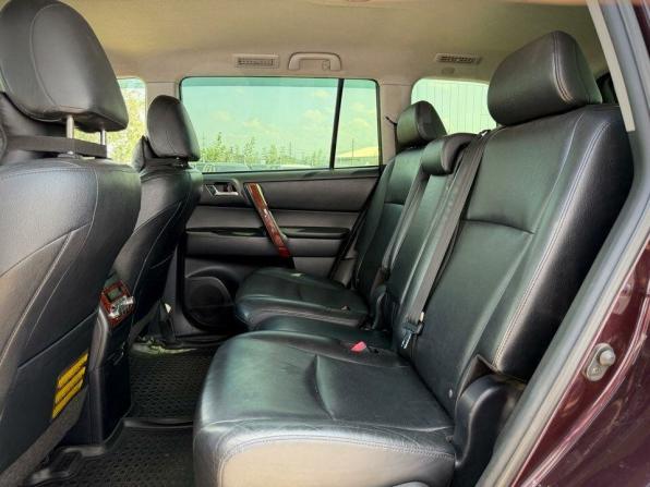 Toyota Highlander II (XU40) Рестайлинг с пробегом 2013 года, цена 2 290 000 рублей, 129121 км, внедорожник, Автокод Объявления