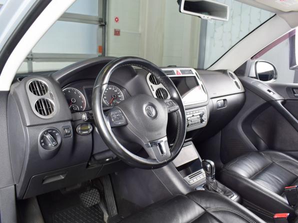 Volkswagen Tiguan I с пробегом 2010 года, цена 1 089 995 рублей, 218396 км, внедорожник, Автокод Объявления