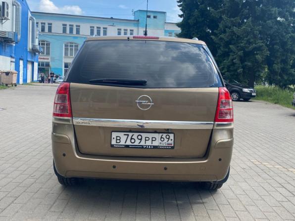Opel Zafira B Рестайлинг с пробегом 2013 года, цена 699 000 рублей, 248400 км, минивэн, Автокод Объявления