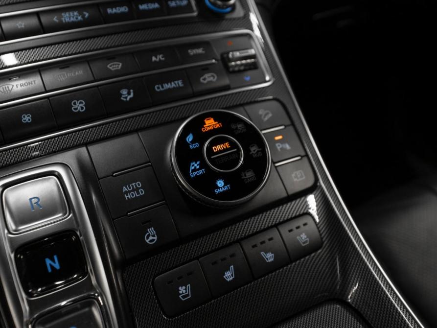 Hyundai Santa Fe IV Рестайлинг Москва  - изображение 19