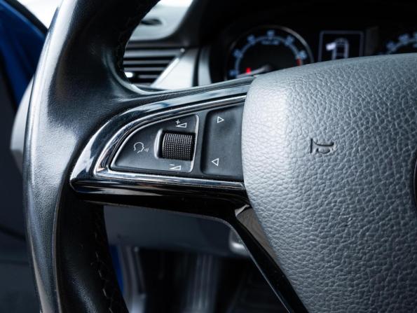 Skoda Rapid I Рестайлинг с пробегом 2019 года, цена 1 298 000 рублей, 160193 км, лифтбек, Автокод Объявления