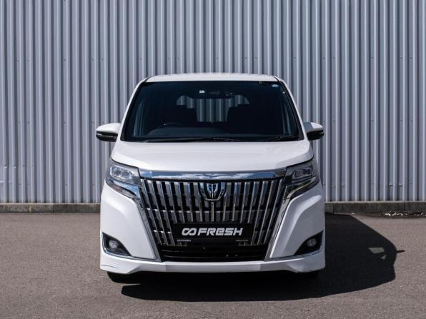 Toyota Esquire I Рестайлинг с пробегом 2018 года, цена 2 249 000 рублей, 168292 км, минивэн, Автокод Объявления