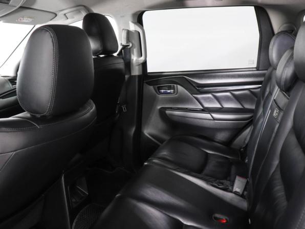 Mitsubishi Pajero Sport III с пробегом 2018 года, цена 2 690 000 рублей, 170350 км, внедорожник, Автокод Объявления