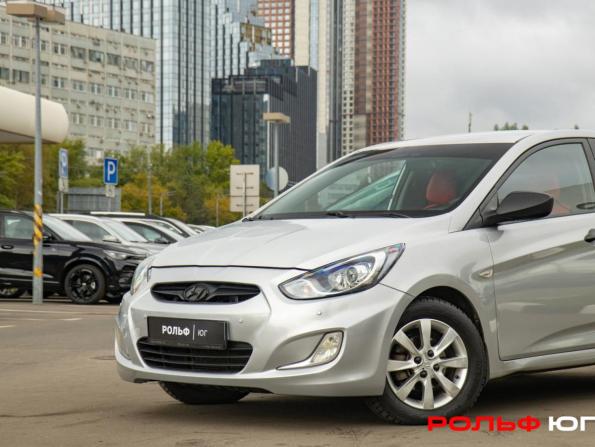Hyundai Solaris I с пробегом 2013 года, цена 512 000 рублей, 268896 км, хэтчбек, Автокод Объявления