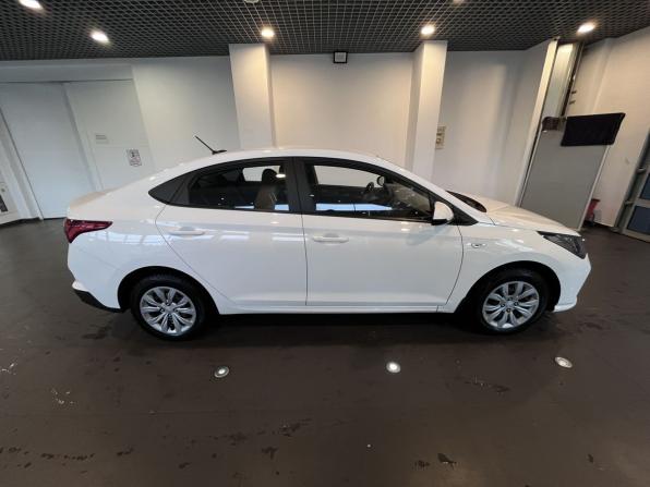 Hyundai Solaris II Рестайлинг с пробегом 2022 года, цена 1 600 000 рублей, 112591 км, седан, Автокод Объявления