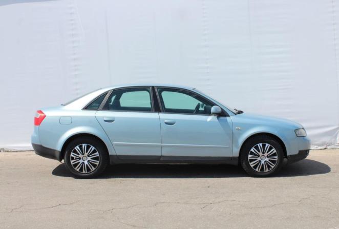 Audi A4 II (B6) с пробегом 2001 года, цена 450 000 рублей, 439482 км, седан, Автокод Объявления