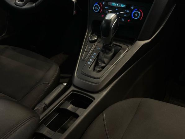 Ford Focus III Рестайлинг с пробегом 2017 года, цена 1 099 900 рублей, 194125 км, седан, Автокод Объявления
