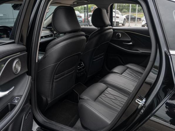 Chery Arrizo 8 с пробегом 2023 года, цена 2 035 000 рублей, 44557 км, седан, Автокод Объявления