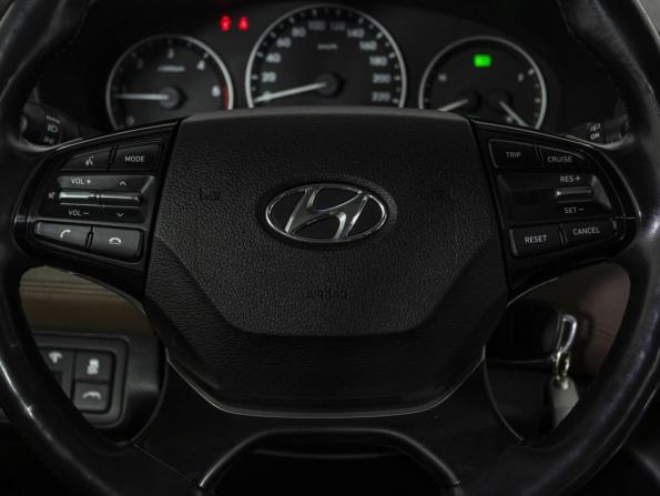 Hyundai Grand Starex I Рестайлинг 2 с пробегом 2018 года, цена 3 638 000 рублей, 108001 км, минивэн, Автокод Объявления