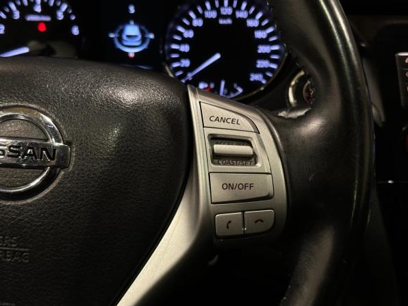 Nissan Qashqai II с пробегом 2015 года, цена 1 780 000 рублей, 90992 км, внедорожник, Автокод Объявления