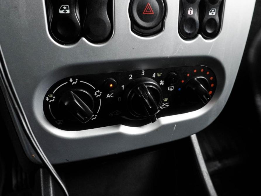 Renault Logan I Рестайлинг Воронеж  - изображение 15